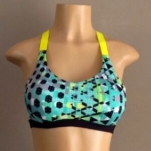 Victoria  Secret Sports Bra